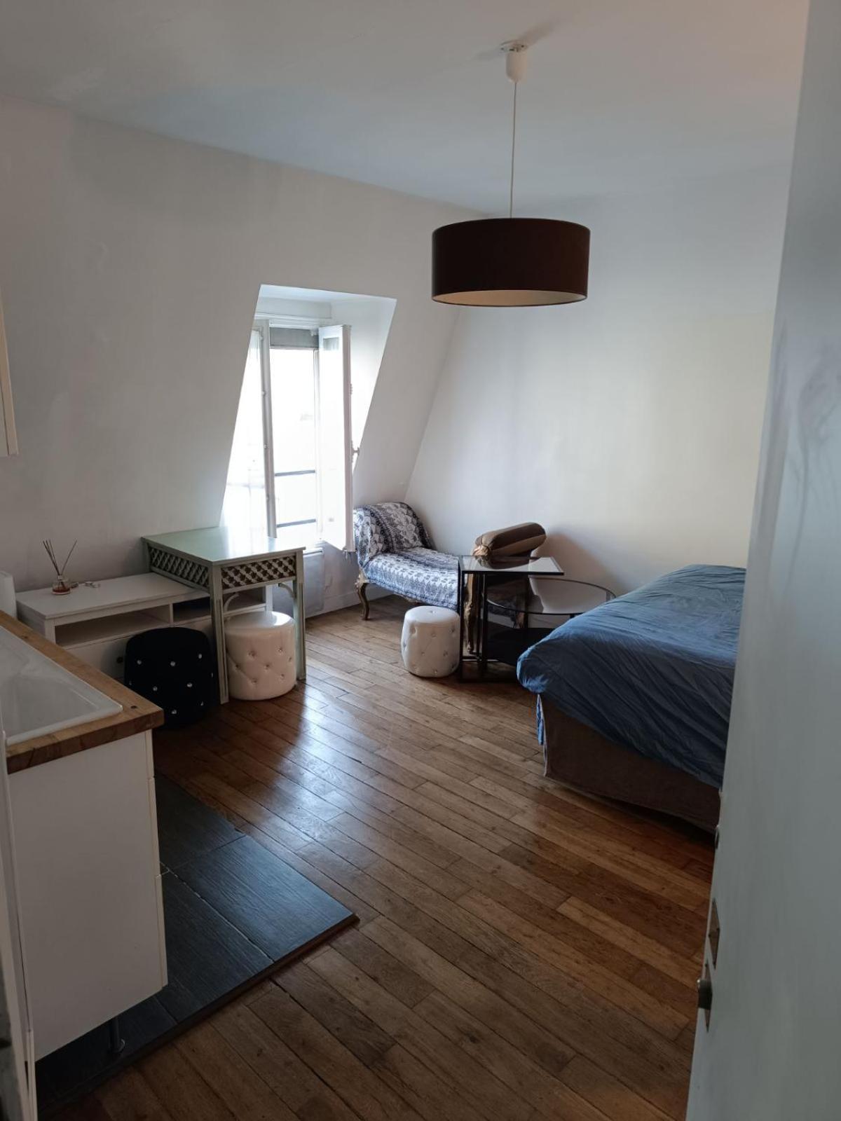 Paris La Defense Apartment